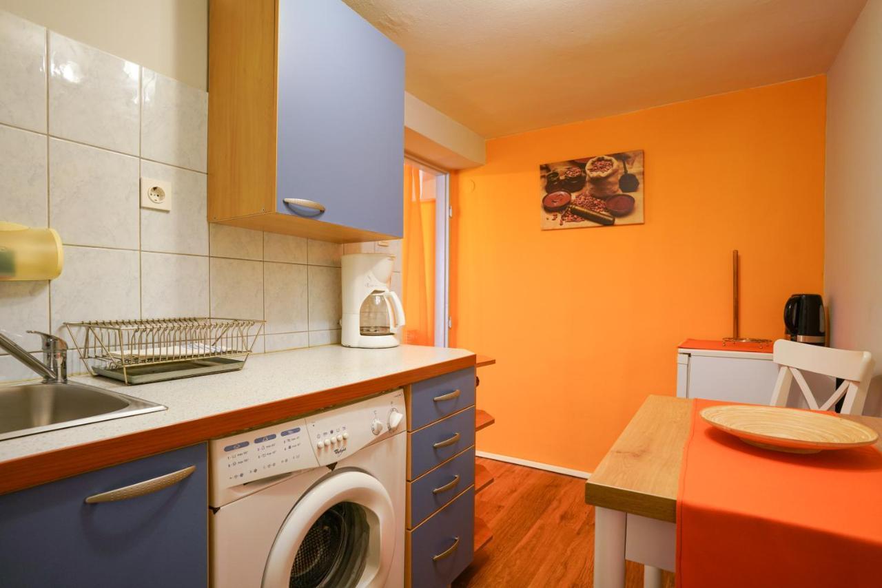 Margerita Apartment & Studio โรวีน ภายนอก รูปภาพ
